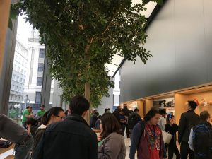 Der Apple Store in San Francisco ist einer der Apple Flagship-Stores.